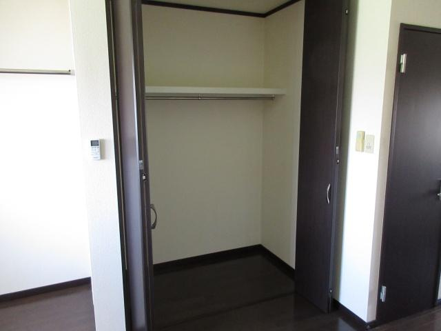 シャインヒルズの収納