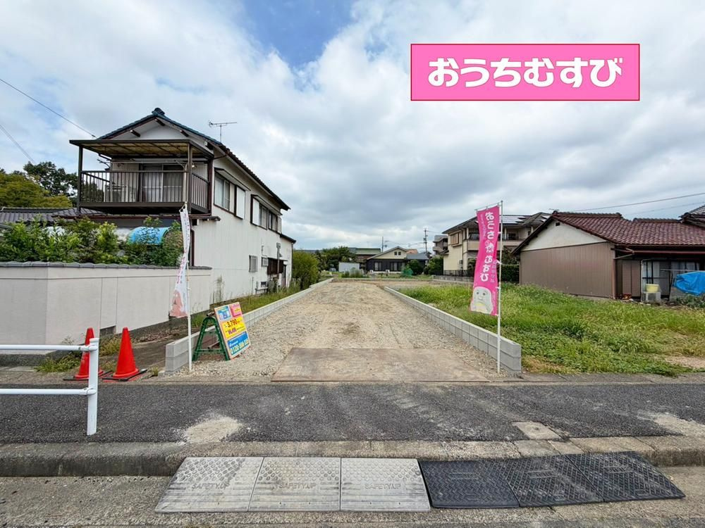 守山区森孝1丁目1139番(全3棟)の前面道路含む現地写真