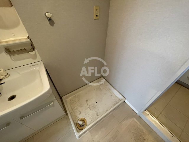 北梅田パーク・レジデンス　中津小学校区の設備|北梅田パーク・レジデンス　室内洗濯機置き場
