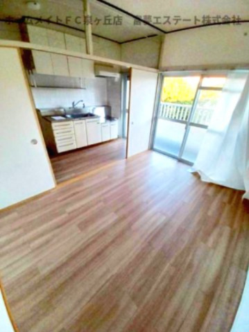 【居間・リビング】 | 泉北茶山台二丁3-1号棟 | ＊イメージ写真　同建物の別号室