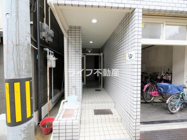 ヴァンベール大今里のエントランス|落ち着いたエントランスです
