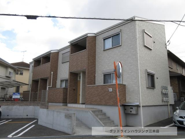 Sunメゾン志染駅前の外観