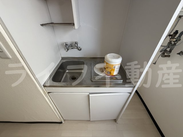 パシフィック玉津のキッチン|きれいなキッチンです