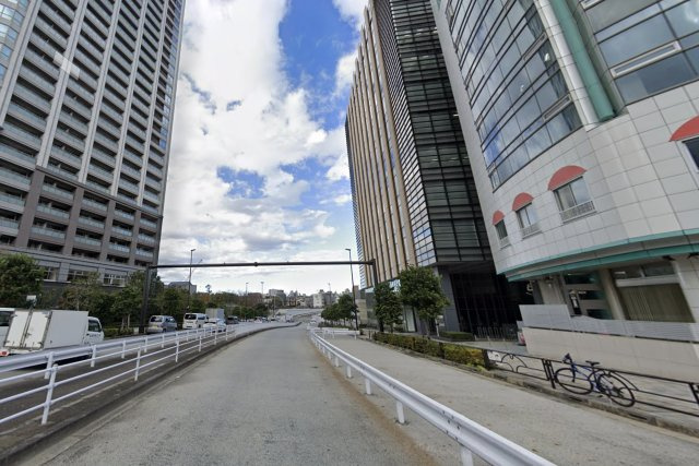 新宿区富久町の店舗事務所の周辺