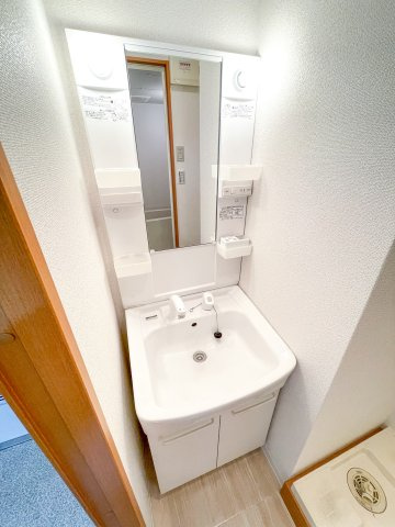 グランシャリオの洗面所