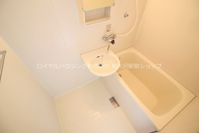 ※203号室参考写真