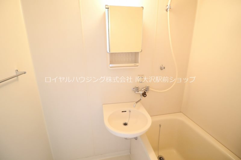 ※203号室参考写真