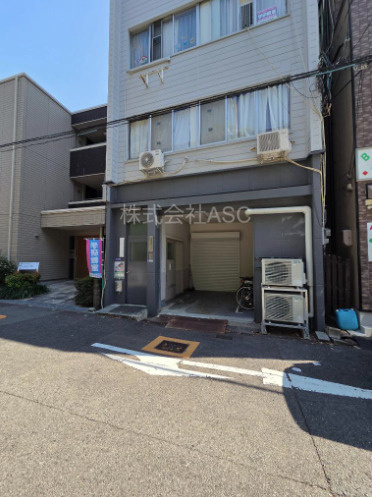 東和印刷別館の洋室
