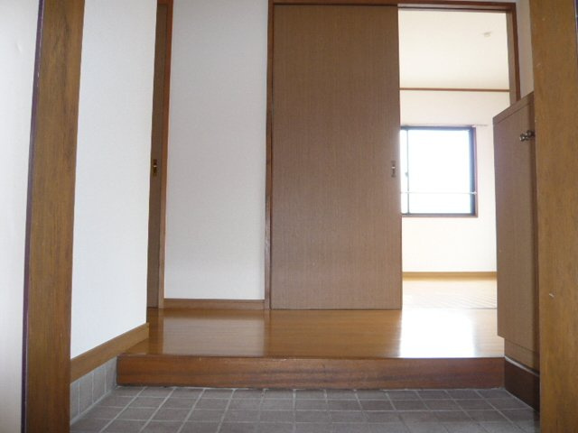 カーサあんとく弐番館の玄関|毎日通る玄関はこちらです