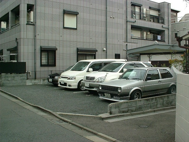 エクセリア・シオンの駐車場|★敷地内駐車場★空き状況は確認してください★