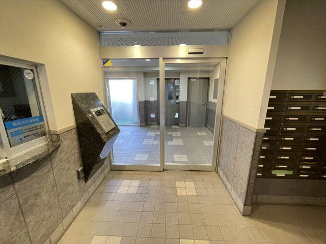 グラントゥルース東向島のエントランス