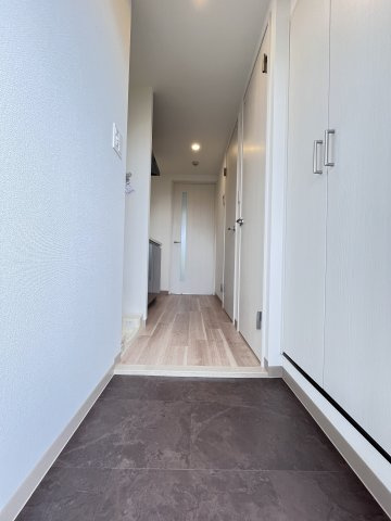 大阪市城東区今福東２丁目の賃貸マンションの玄関