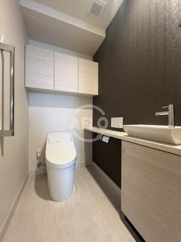 グランドメゾン新梅田タワー THE CLUB RESIDENCEのトイレ|グランドメゾン新梅田タワー THE CLUB RESIDENCE　温水洗浄便座