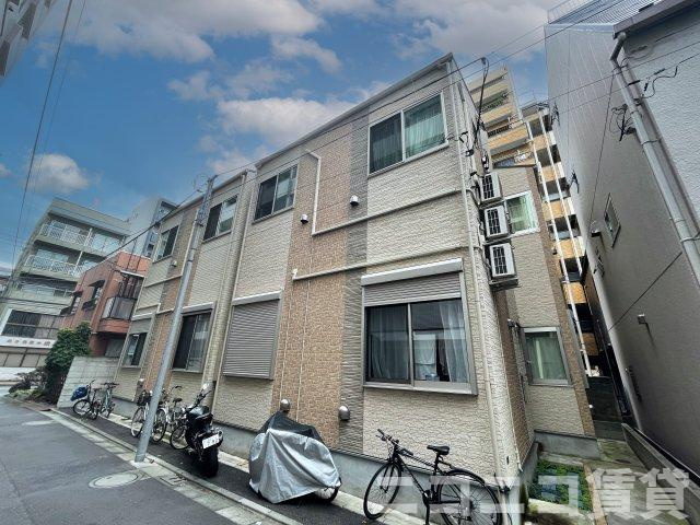 墨田区菊川３丁目のアパートの外観