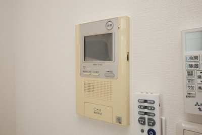 【セキュリティ】 | ハクユウ元町 | モニター付きインターホンです