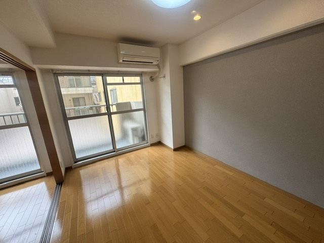 扇町亀甲マンション　菅北小学校の洋室