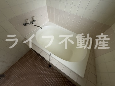 ノアーズアーク緑橋の浴室|落ち着いた空間のお風呂です