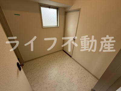 ノアーズアーク緑橋の洗面所|忙しい朝には欠かせない洗面所です