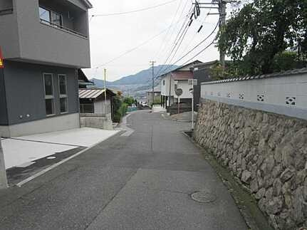 広島市安佐南区上安7丁目　新築一戸建ての前面道路含む現地写真