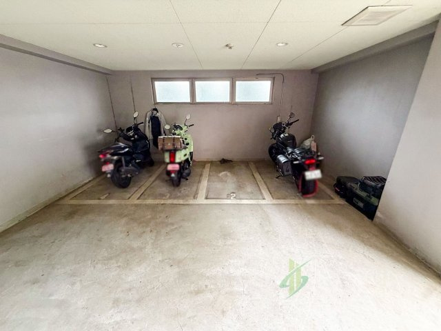エクストール世田谷千歳の駐輪場