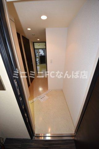 エスライズ本町東の玄関