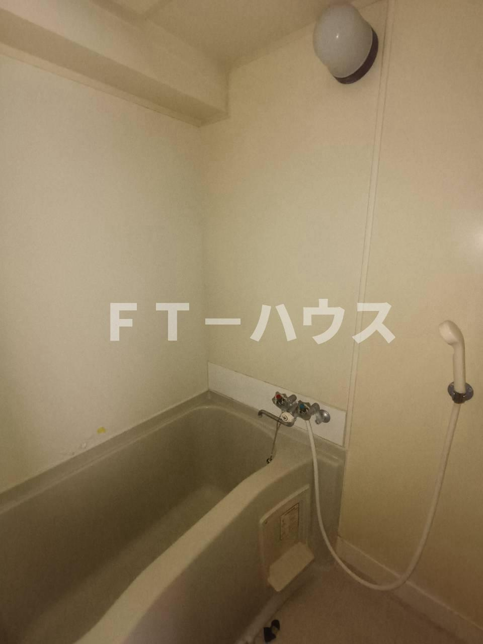 エクセル青山の浴室