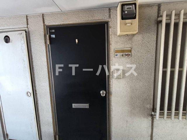 エクセル青山の玄関
