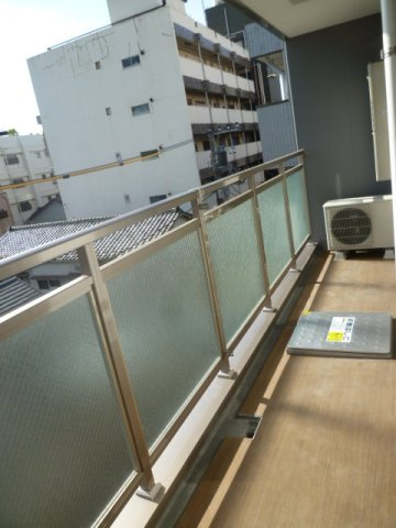 イーストランド日本堤 のバルコニー