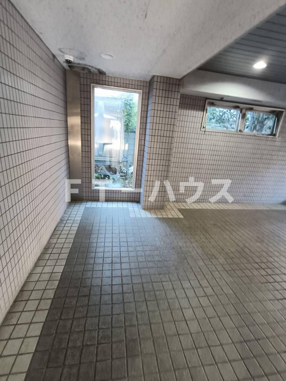 エクセル青山のロビー