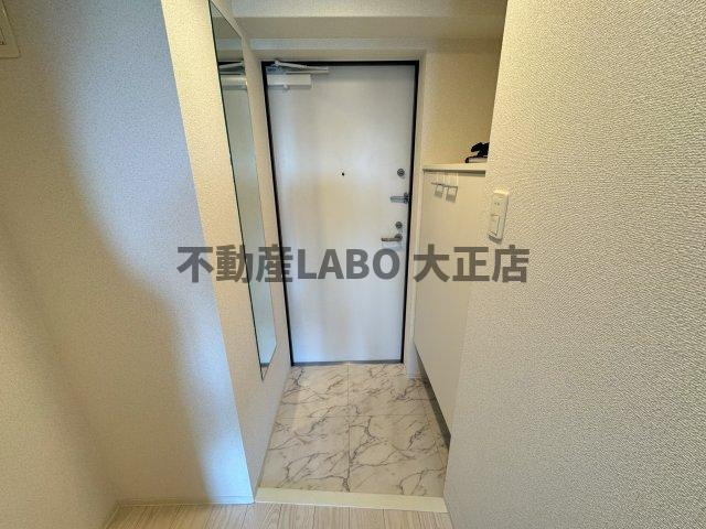 BASE NAMIYOKEの玄関