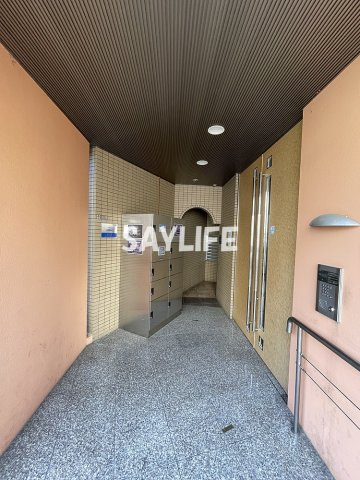 グリーンサイド鶴見のエントランス