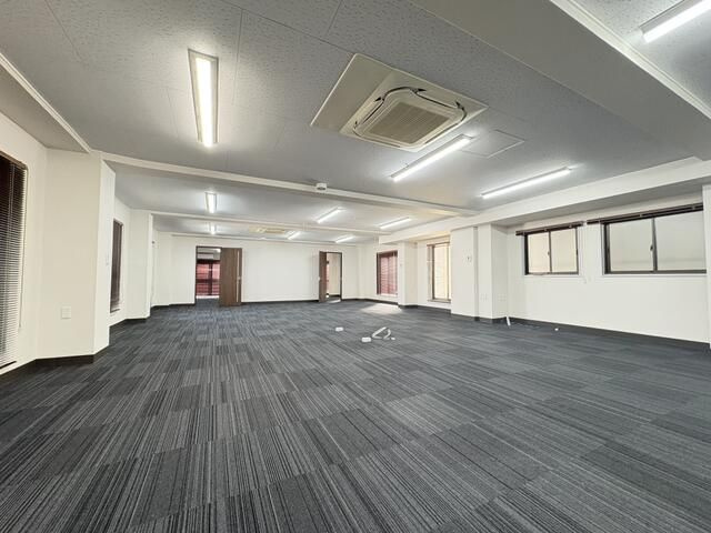 文京区本駒込２丁目の店舗事務所の内装