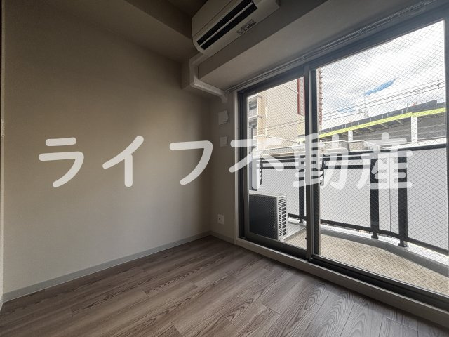 リヴェント森ノ宮の寝室|ゆとりの広さです