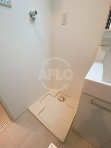 アーバネックス南森町のトイレ|ラムール南森町アーバネックス　洗濯パン