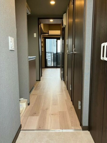 メイクスWアート名駅南Ⅲの玄関