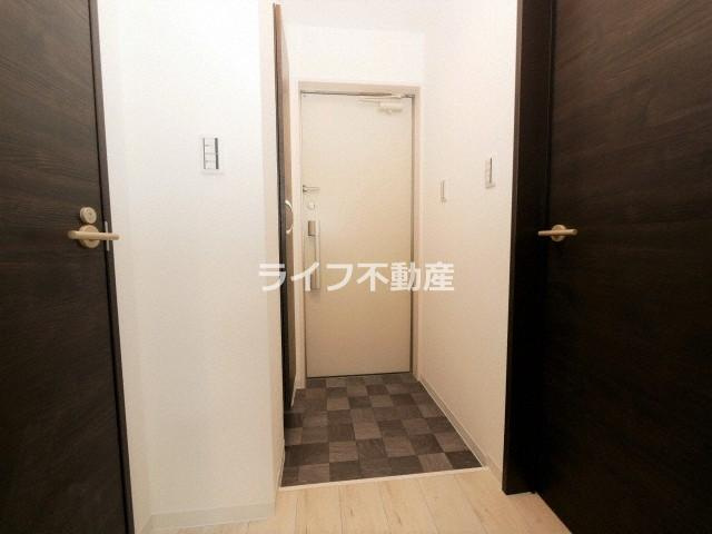 トレセルペンティの玄関