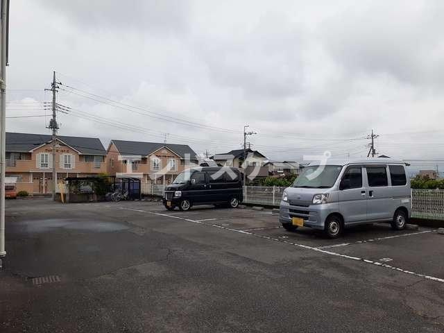 ヴェルドミールＹ・Ａの駐車場|高崎、前橋のお部屋探しはエンドスケープまで！お客様の理想お聞かせ下さい♪