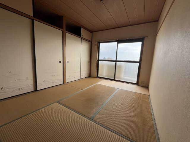サンライズ津福の和室