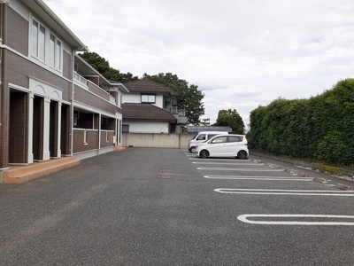 【駐車場】 | アルカンシエル・ド・モコⅡ | 駐車スペースもあります