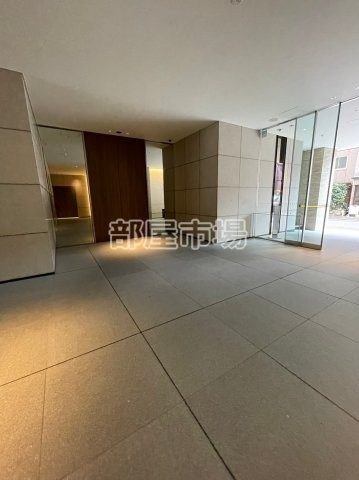 アトラス押上のエントランス