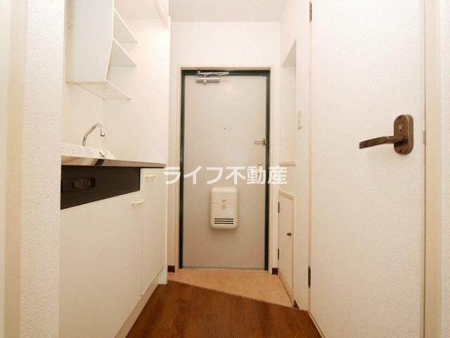メゾンイシケンの玄関|ゆったりとした玄関です