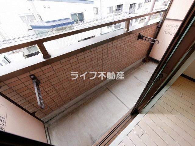メゾンイシケンのバルコニー|バルコニーがあります