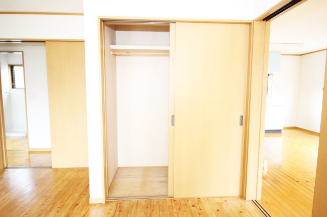 松木邸の収納