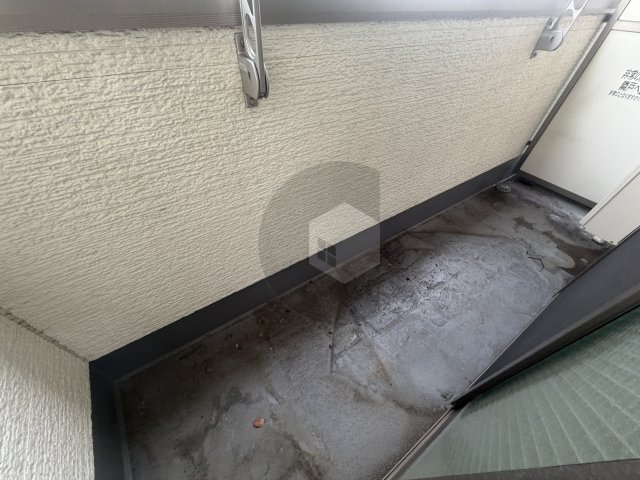 フジパレス吉田本町1番館のバルコニー