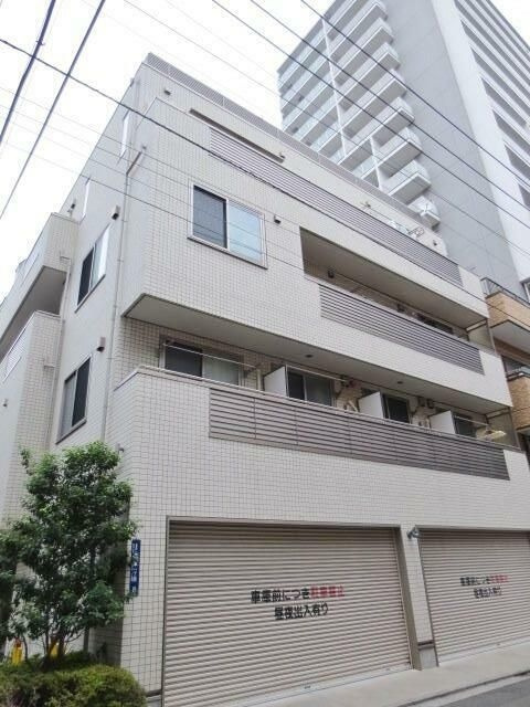 ドルフ新御徒町の外観