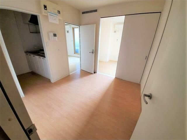 ドルフ新御徒町の居間・リビング