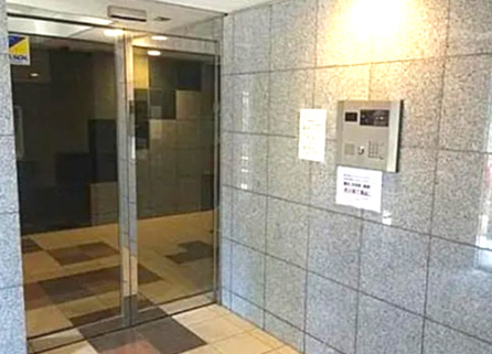 クレアシオン目白通りのエントランス