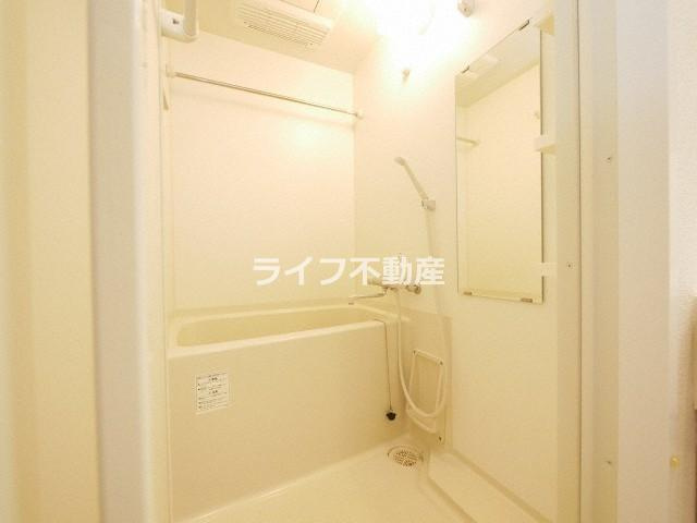 サムティ大阪GRAND EAST　仲介手数料無料の浴室|きれいなお風呂です