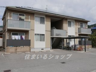 ウッド　ヴィラージュ　B棟