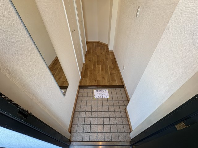 ブルーハイツ北別府の玄関